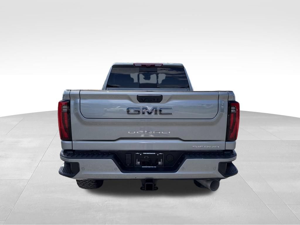 Used 2024 GMC Sierra 2500 Denali Ultimate AWD/4WD image 18
