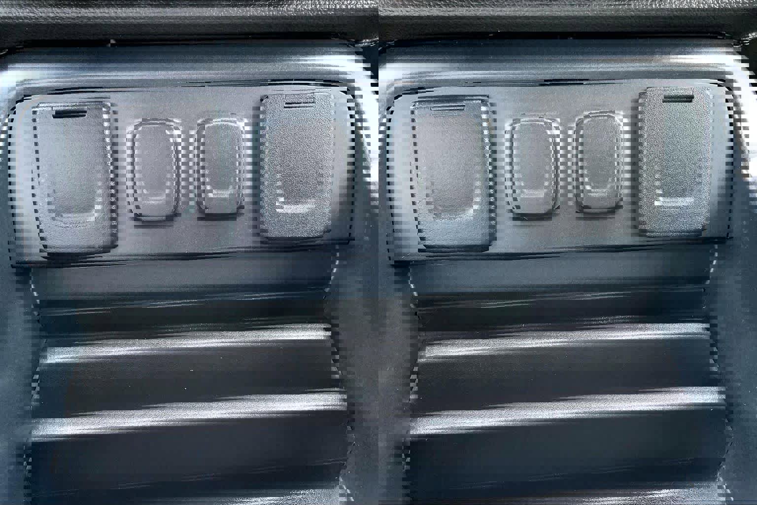 Used 2018 GMC Sierra 3500 SLT w/ Duramax Plus Package image 34