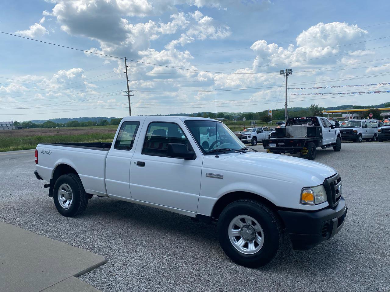 Used 2009 Ford Ranger XL AWD/4WD image 2