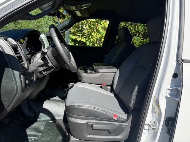 New 2026 RAM 5500 Tradesman w/ Chrome Appearance Group AWD/4WD image 14