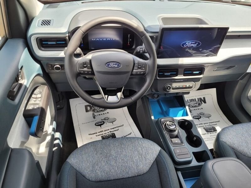 New 2025 Ford Maverick XLT w/ XLT Luxury Package FWD image 6
