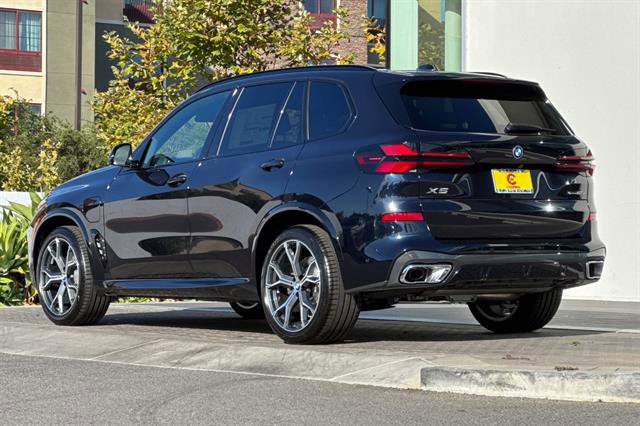 Used 2026 BMW X5 xDrive50e w/ Executive Package image 5