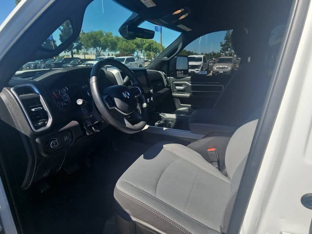 Used 2024 RAM 2500 Big Horn w/ Off Road Package AWD/4WD image 14