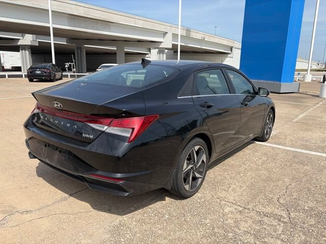 Used 2023 Hyundai Elantra Limited FWD image 4
