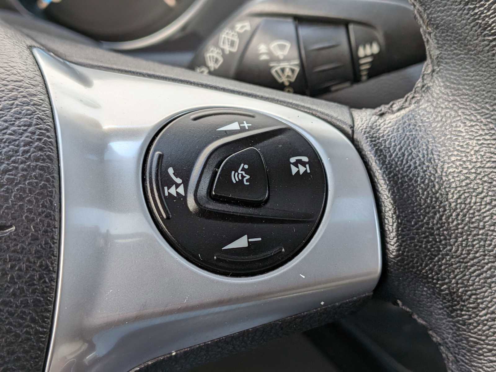 Used 2016 Ford Escape Titanium w/ Equipment Group 301A FWD image 26