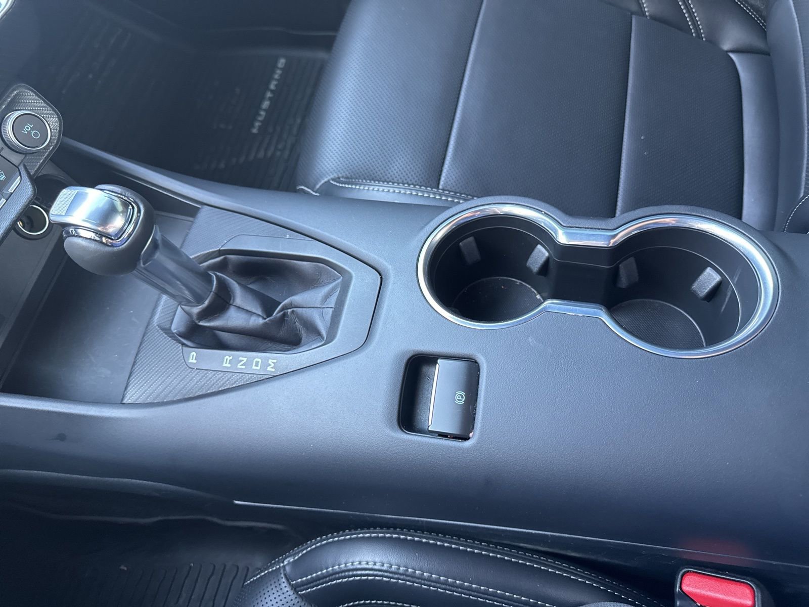 Used 2025 Ford Mustang GT Premium image 19