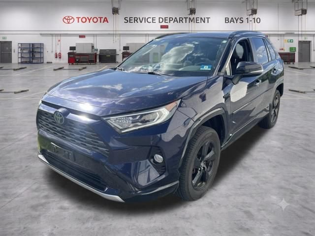 Used 2020 Toyota RAV4 XSE w/ All Weather Liner Package AWD/4WD image 8