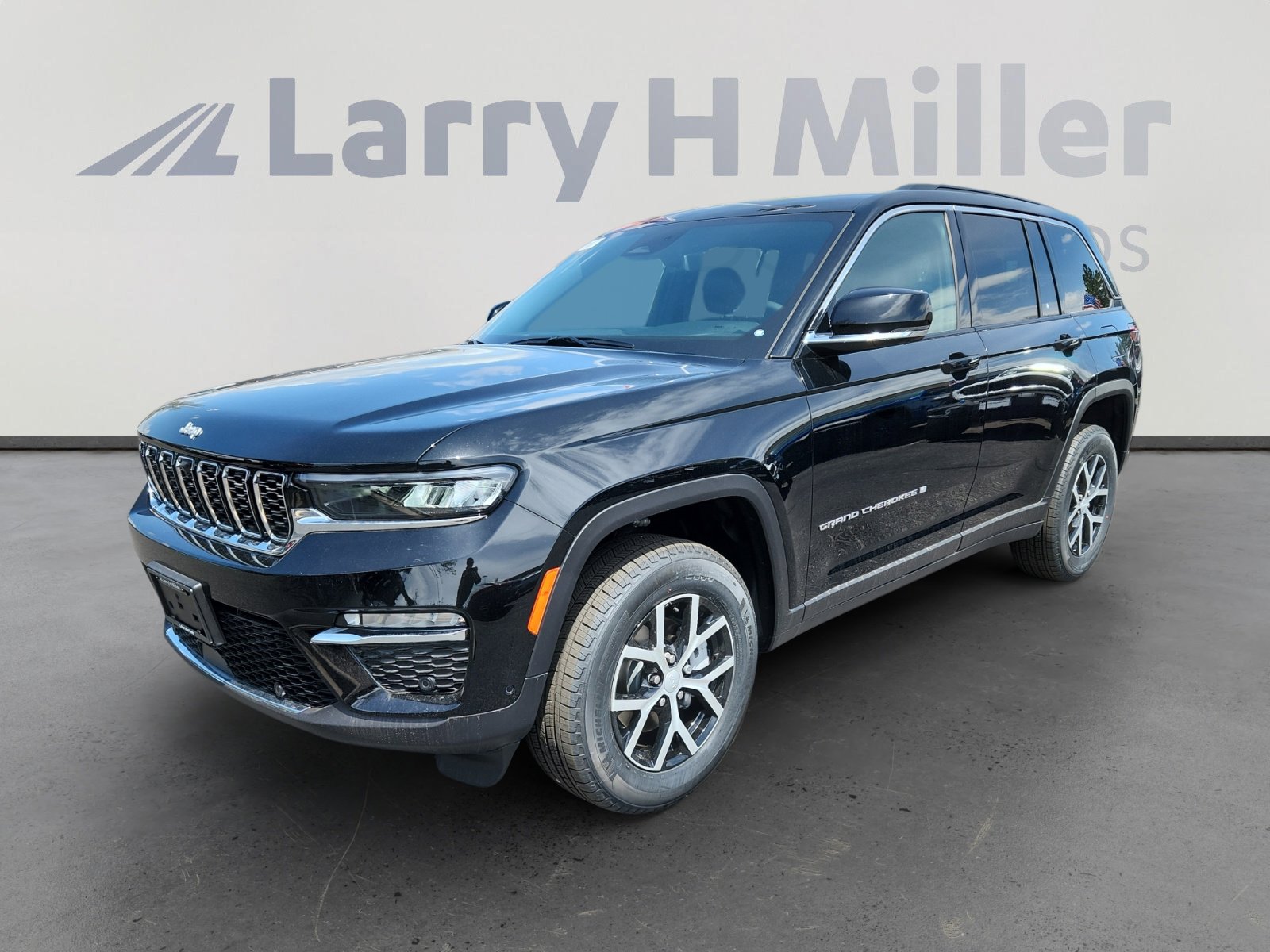 New 2025 Jeep Grand Cherokee Limited w/ Luxury Tech Group II
