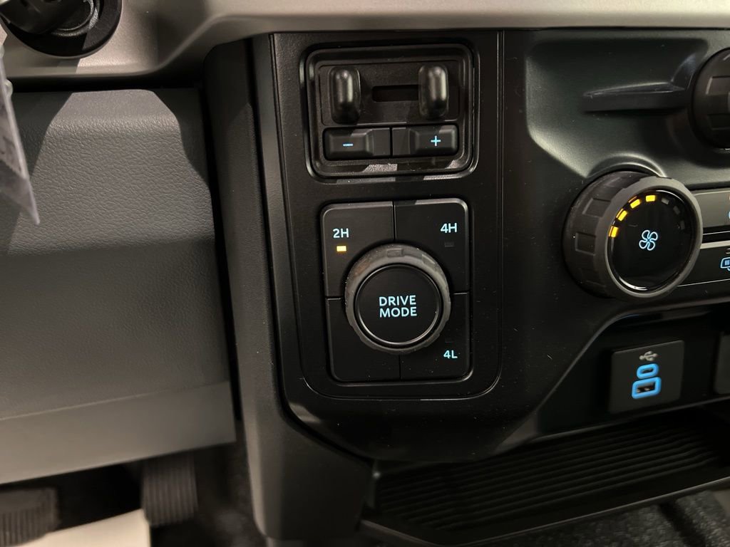 New 2026 Ford F550 XL image 13