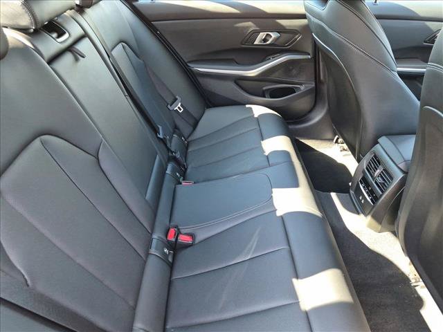 Used 2026 BMW 330i xDrive Sedan w/ Premium Package AWD/4WD image 21