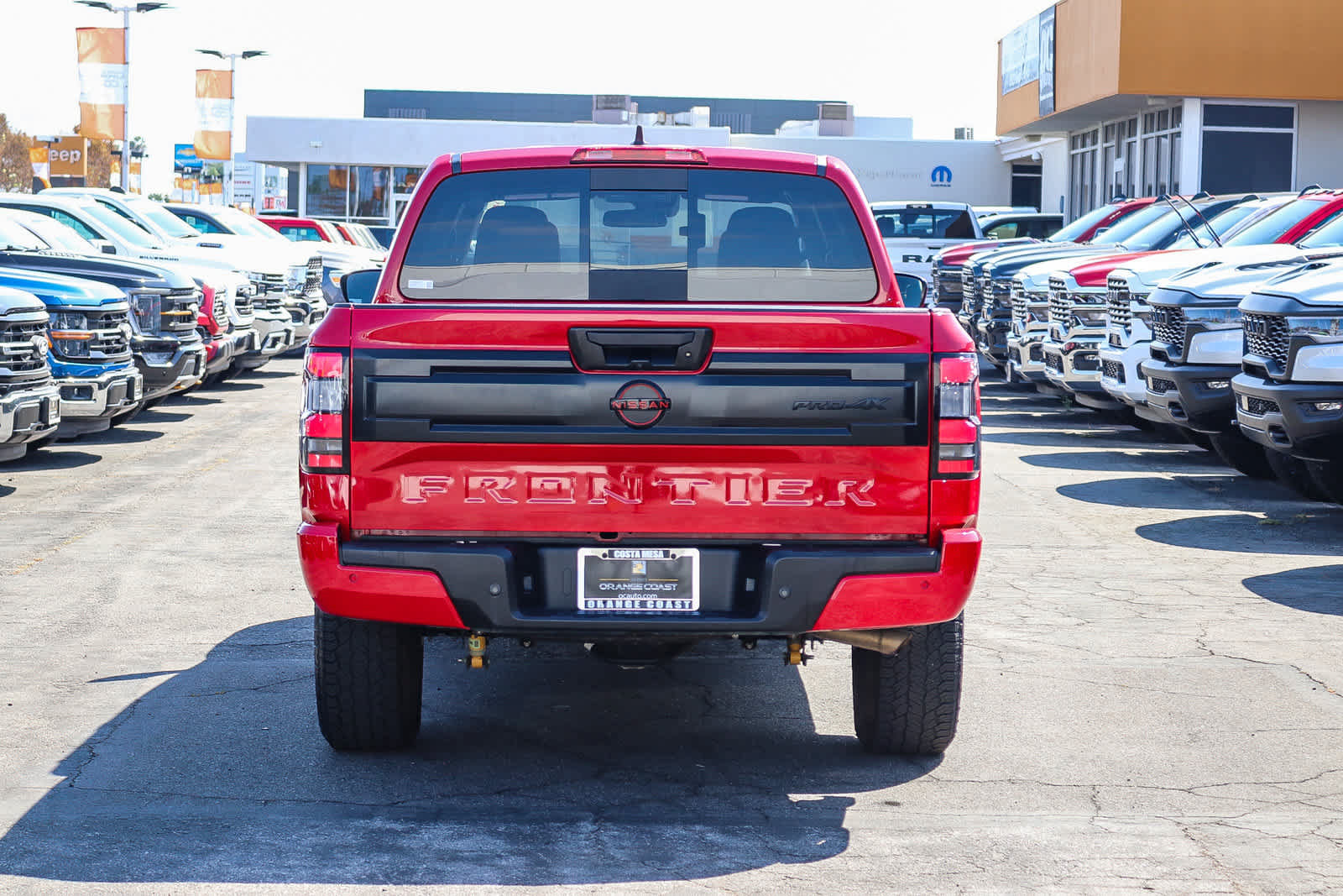 Used 2026 Nissan Frontier PRO-4X AWD/4WD image 5