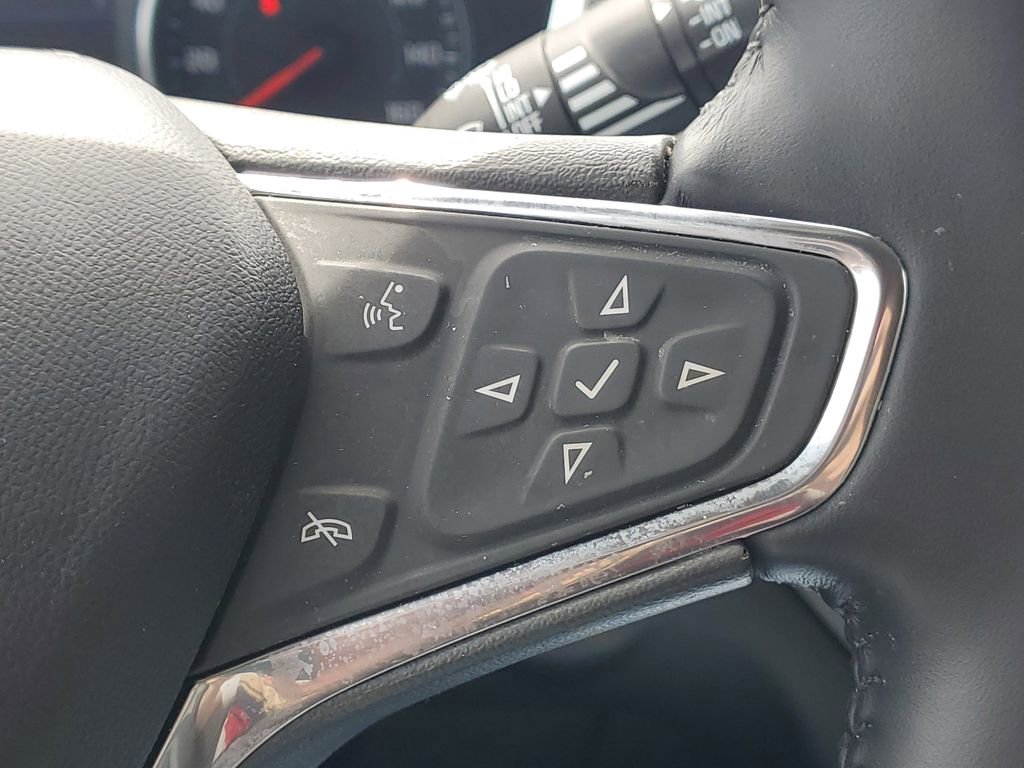 Used 2020 Chevrolet Equinox Premier w/ LPO, Floor Liner Package AWD/4WD image 9