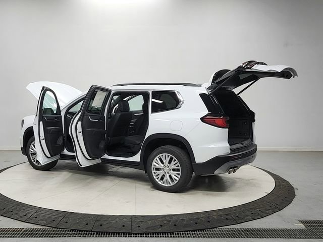 New 2026 GMC Acadia Elevation w/ Elevation Premium Package FWD image 13
