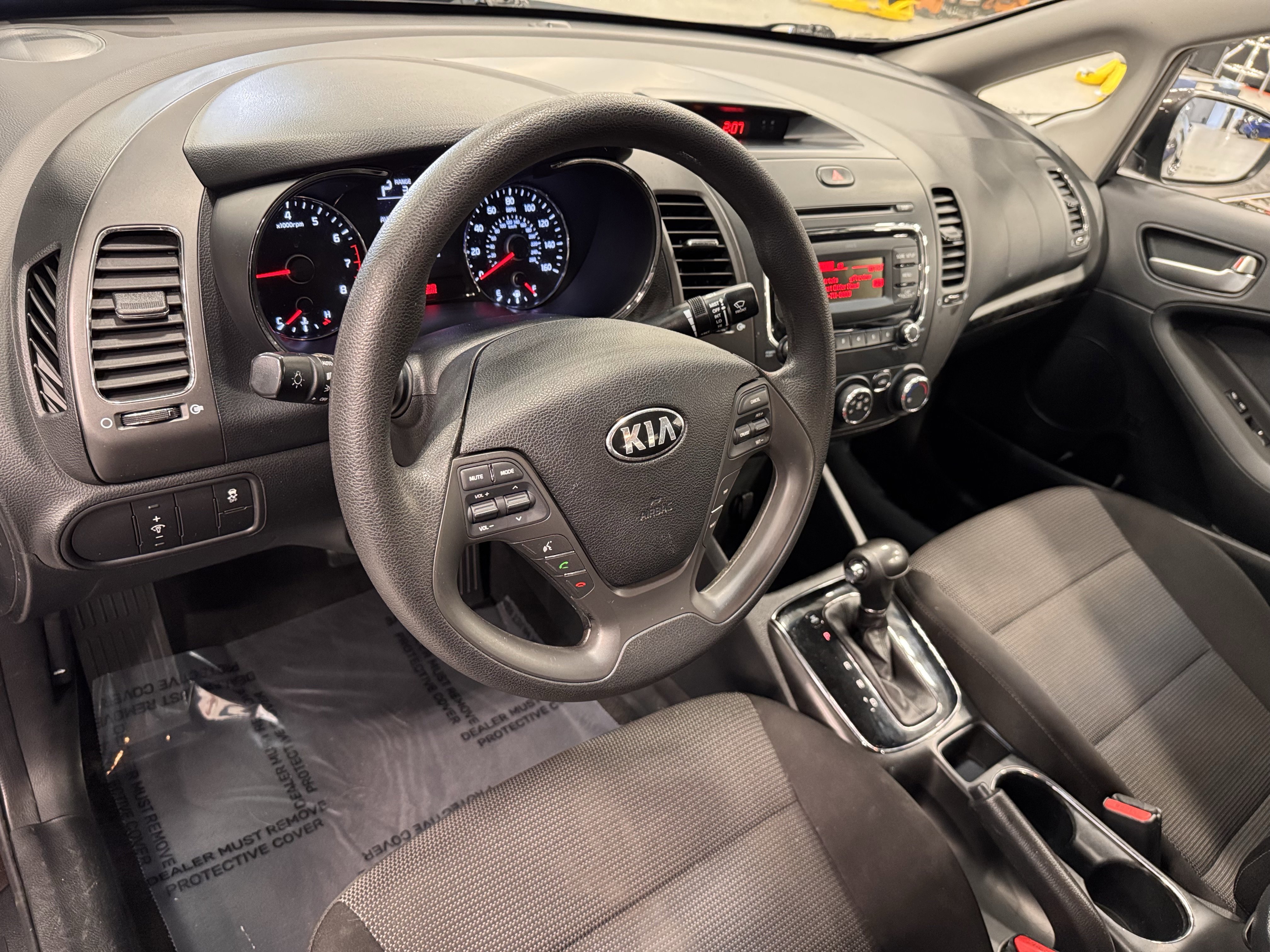 Used 2018 Kia Forte LX image 15