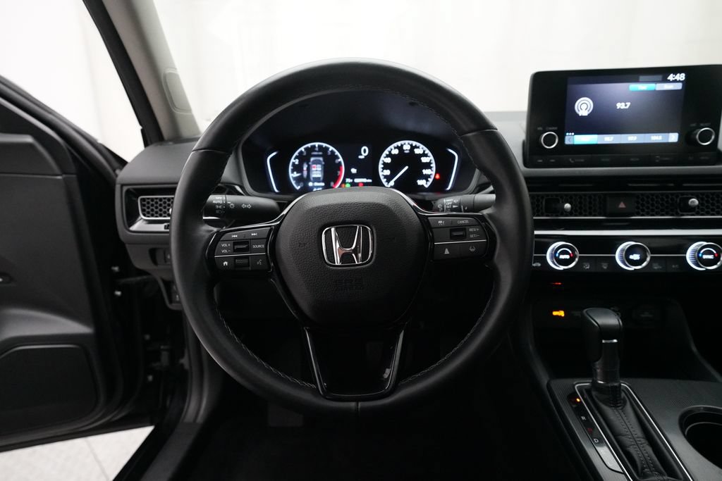 Used 2023 Honda Civic EX image 4