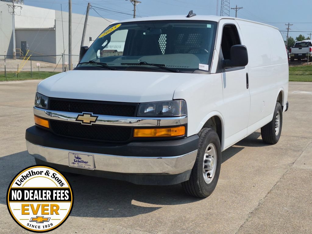 Certified 2025 Chevrolet Express 2500 w/ Driver Convenience Package RWD image 3