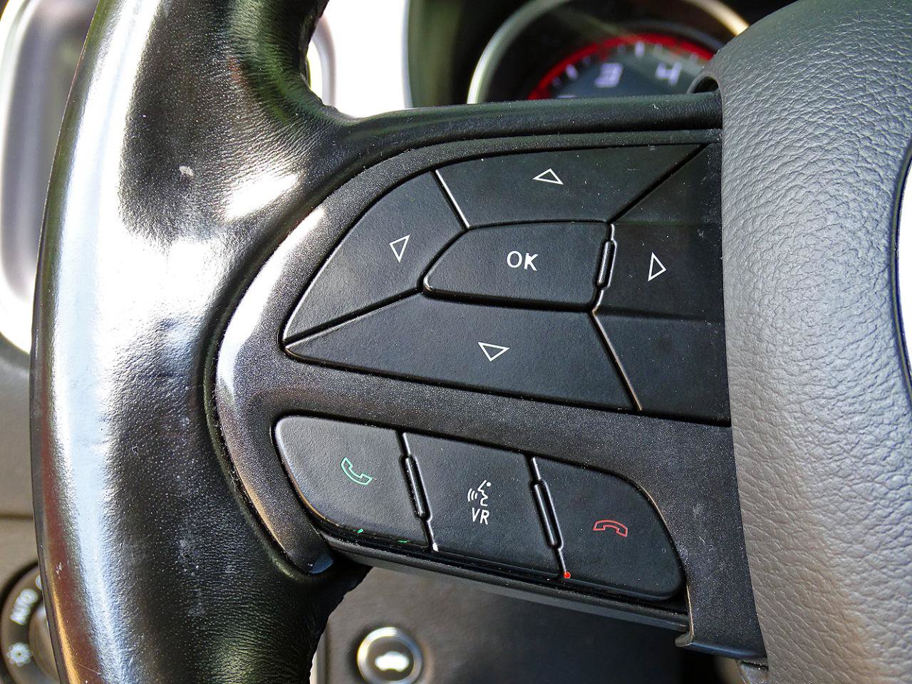 Used 2019 Dodge Charger SXT RWD image 26