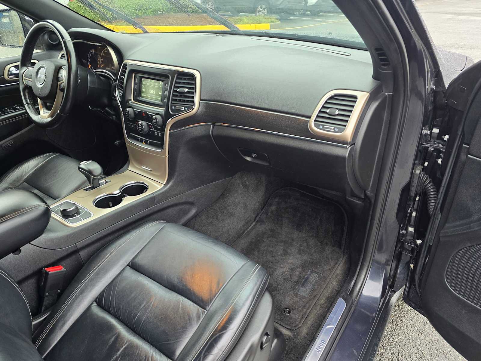 Used 2015 Jeep Grand Cherokee Limited w/ Trailer Tow Group IV image 12