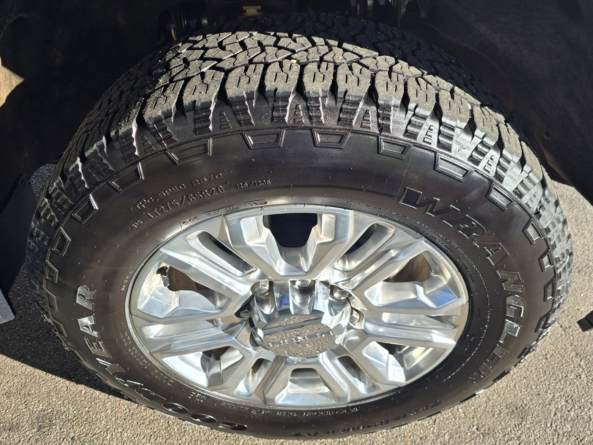 Used 2023 GMC Sierra 2500 Denali w/ Denali Ultimate Package image 35