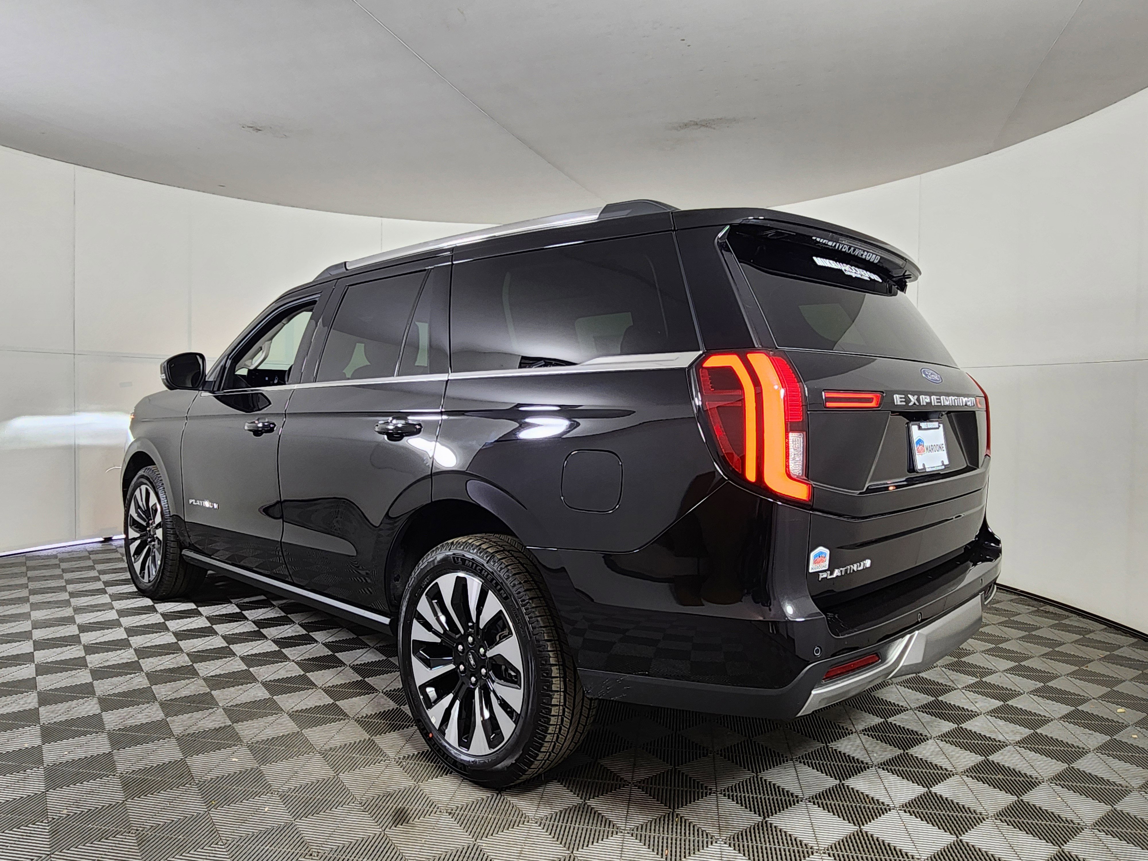 New 2026 Ford Expedition Platinum w/ Driver's Package AWD/4WD image 5