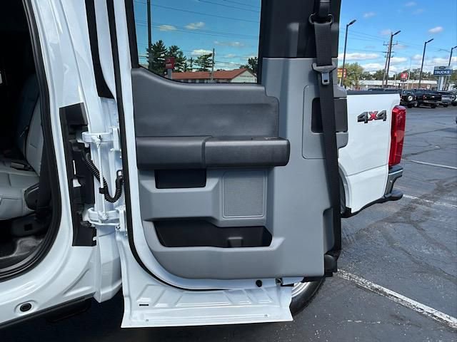 New 2026 Ford F250 XL w/ XL Chrome Package image 37