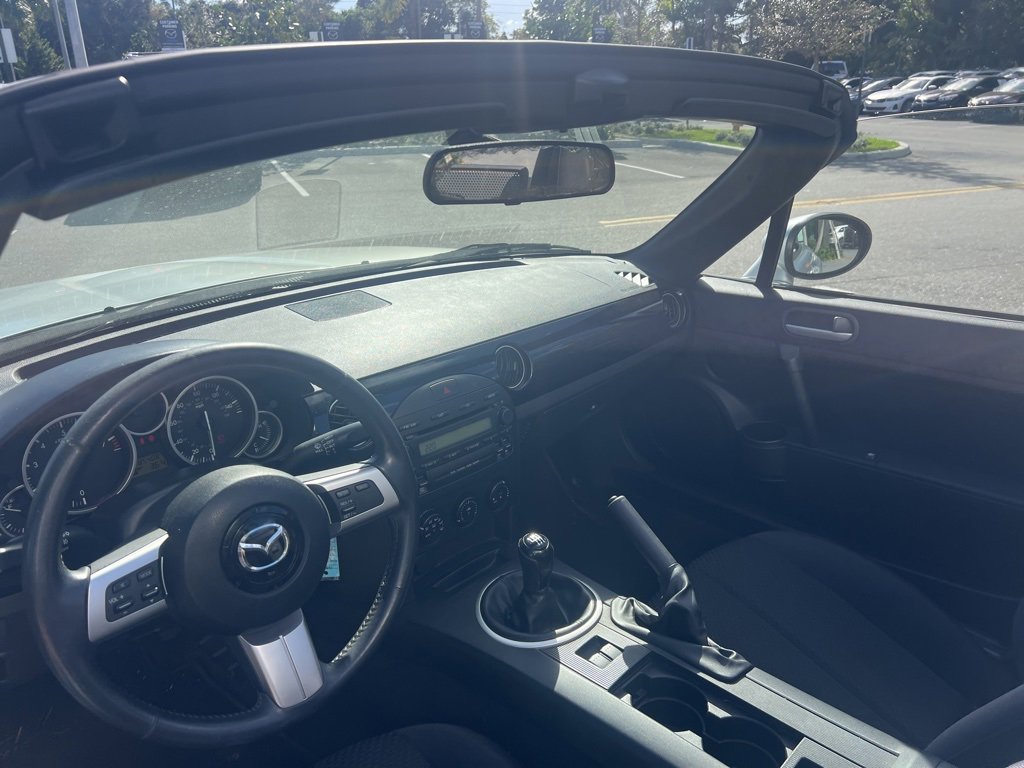Used 2007 MAZDA MX-5 Miata Touring image 23