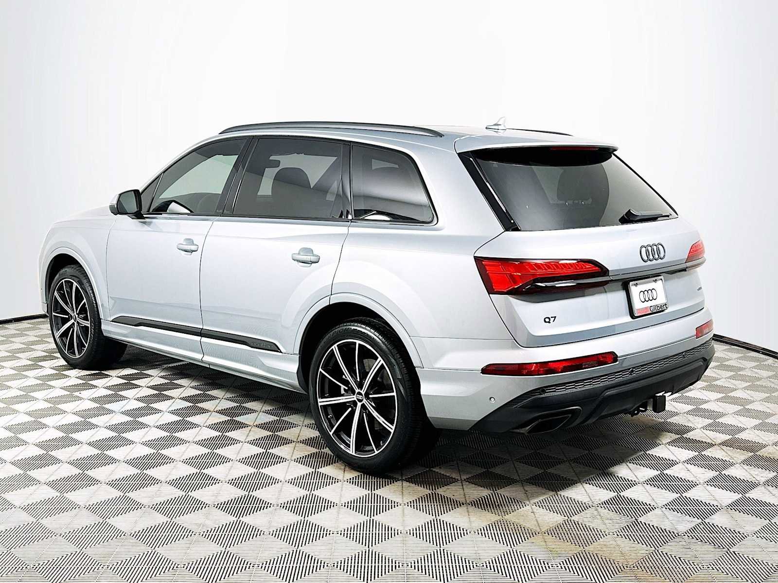 Used 2025 Audi Q7 2.0T Premium Plus w/ Premium Plus Package AWD/4WD image 5