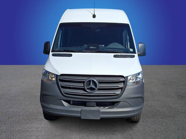 Used 2025 Mercedes-Benz Sprinter 2500 image 2