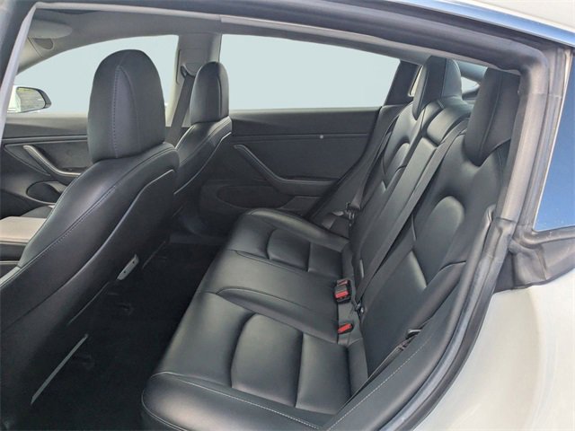 Used 2018 Tesla Model 3 Long Range image 14