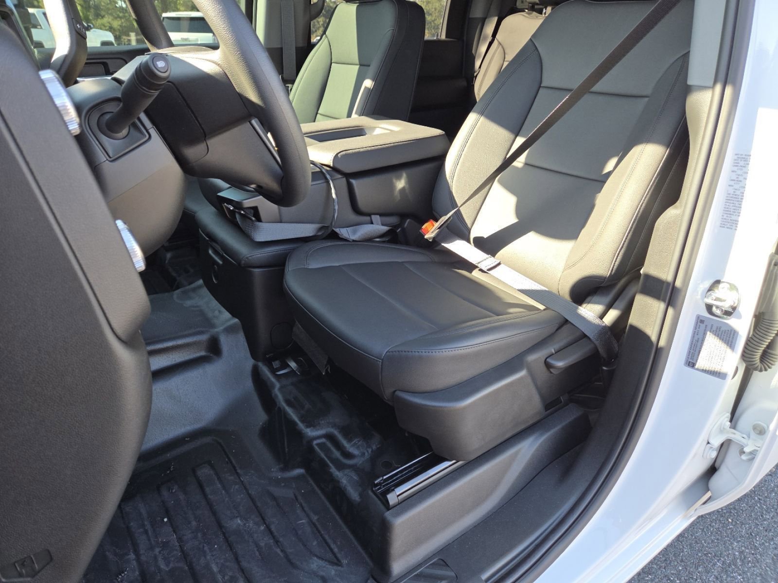 New 2025 GMC Sierra 3500 Pro w/ Convenience Package image 29