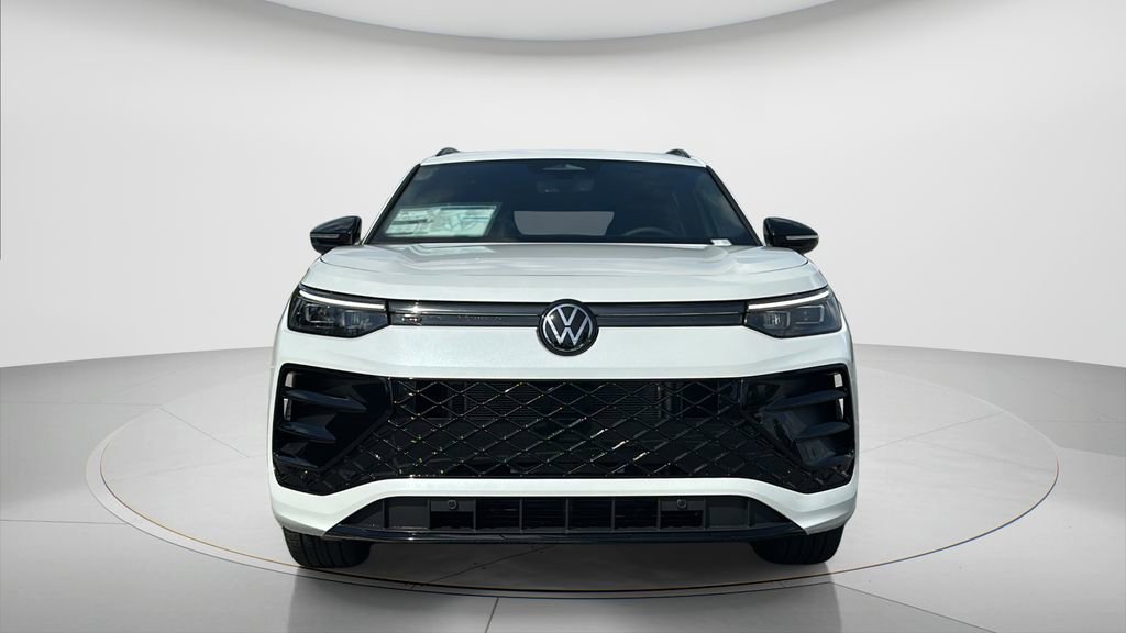 New 2026 Volkswagen Tiguan SE R-Line image 8
