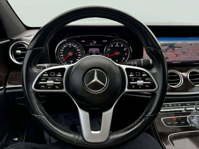 Used 2019 Mercedes-Benz E 300 w/ Premium 1 Package image 28