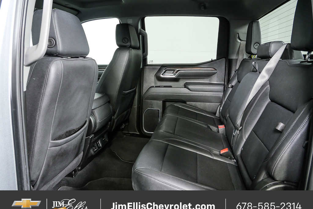 Used 2025 GMC Sierra 1500 SLT image 16