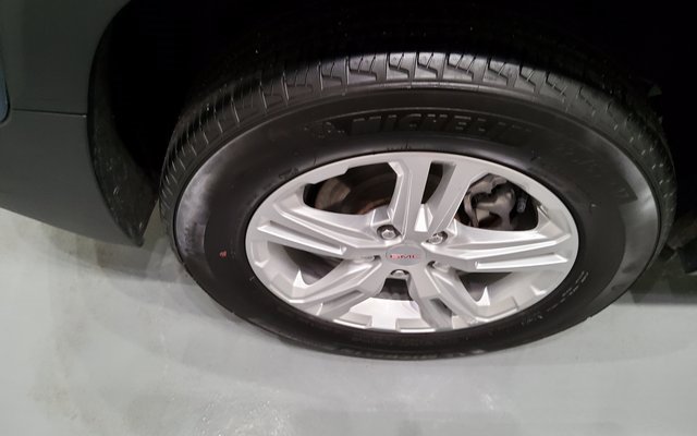 Used 2024 GMC Terrain SLE image 36