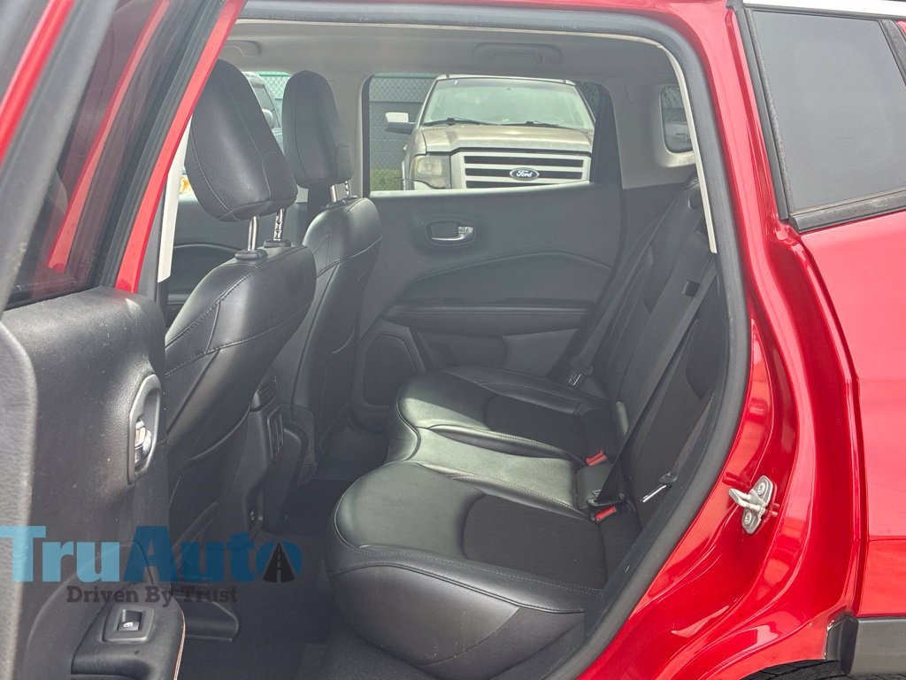 Used 2020 Jeep Compass Latitude FWD image 37