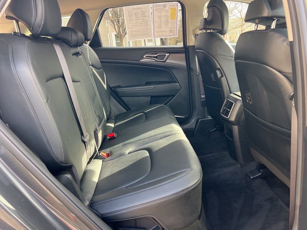 Certified 2023 Kia Sportage EX image 24