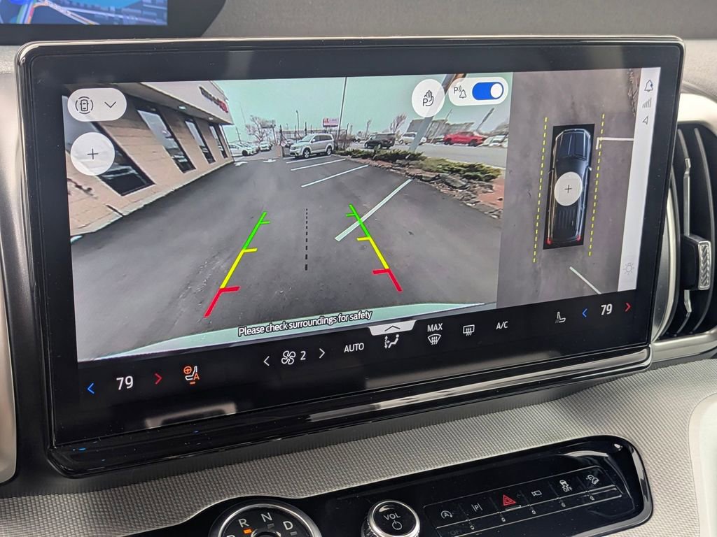 Used 2025 Ford Expedition Active image 26