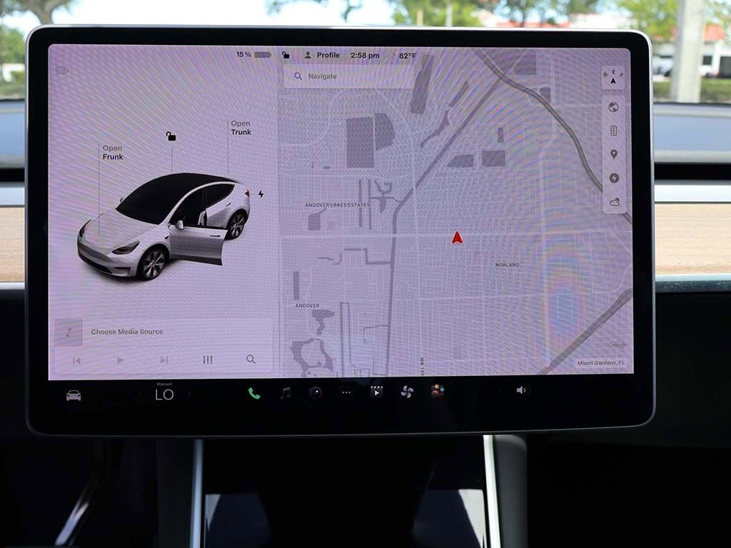 Used 2021 Tesla Model Y Long Range image 56