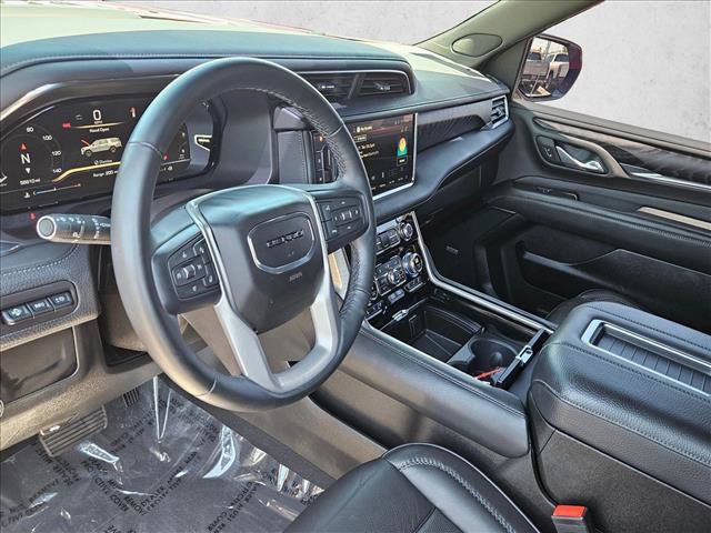 Used 2023 GMC Yukon Denali AWD/4WD image 10