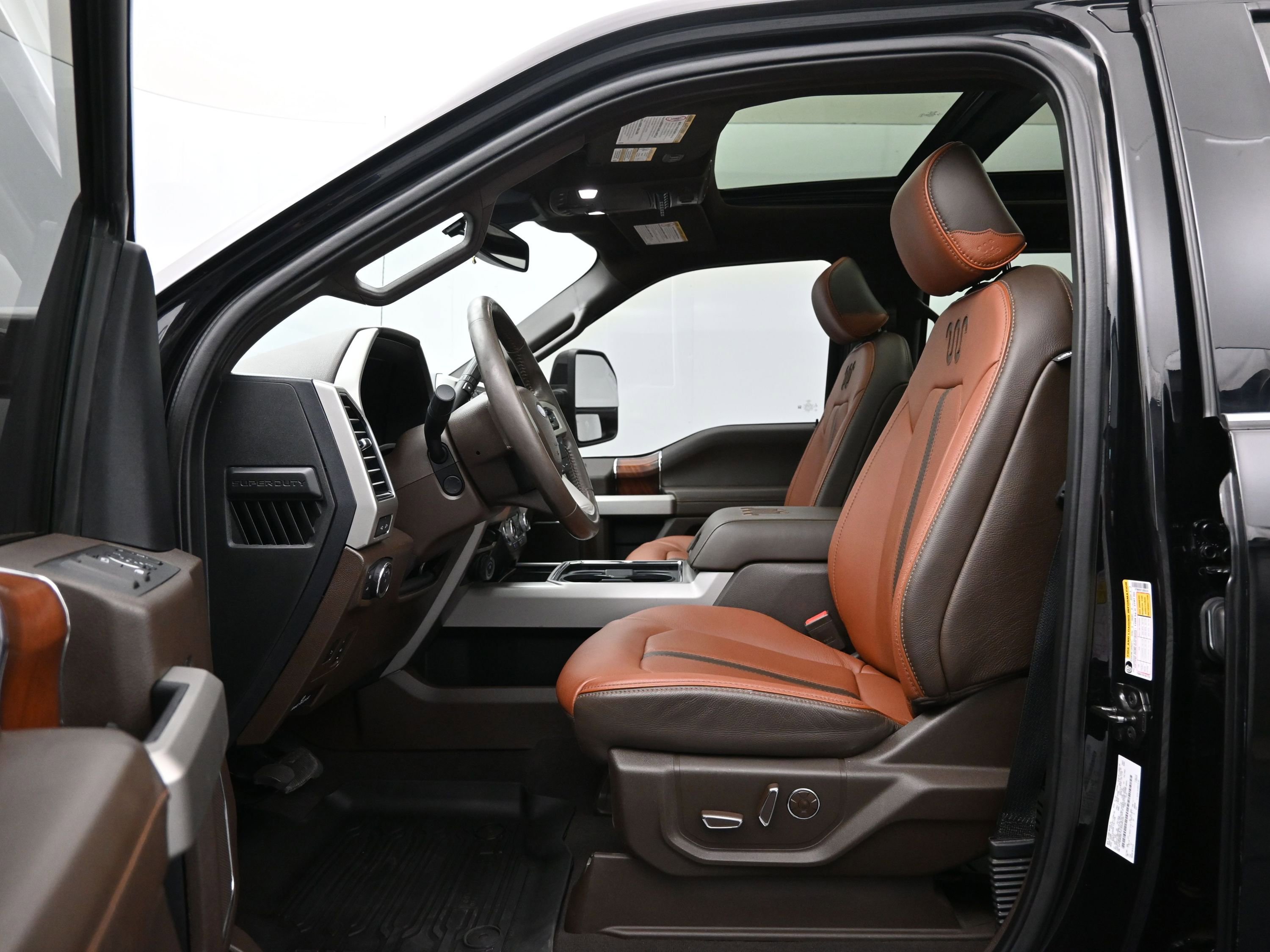 Used 2020 Ford F250 King Ranch w/ King Ranch Ultimate Package image 9