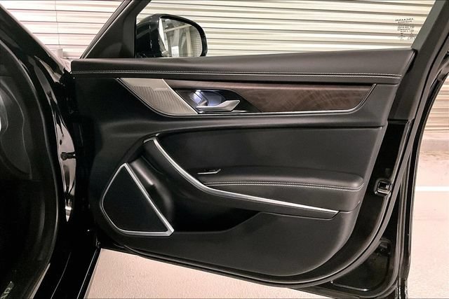 Certified 2022 Jaguar XF R-Dynamic SE AWD/4WD image 27