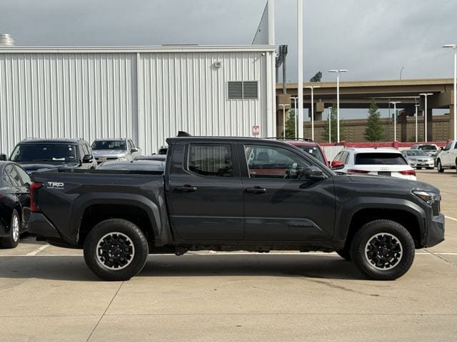 Used 2024 Toyota Tacoma TRD Off-Road AWD/4WD image 3