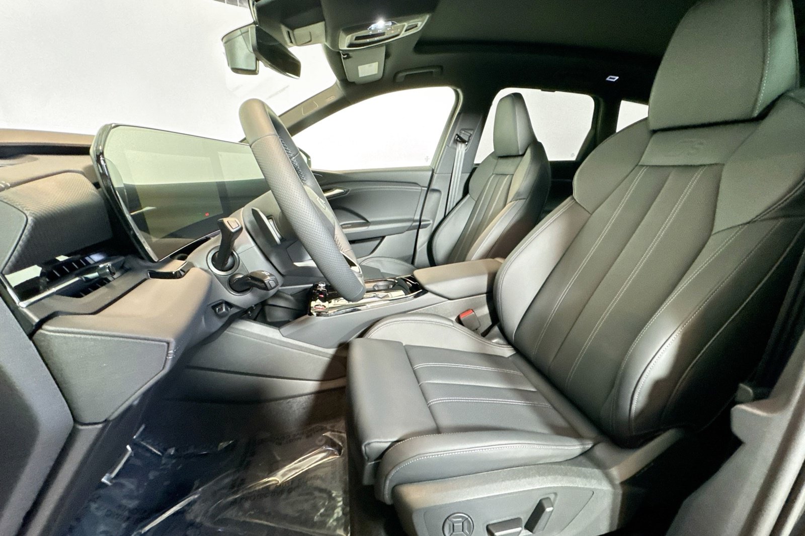 New 2027 Audi SQ6 e-tron Premium Plus AWD/4WD image 17