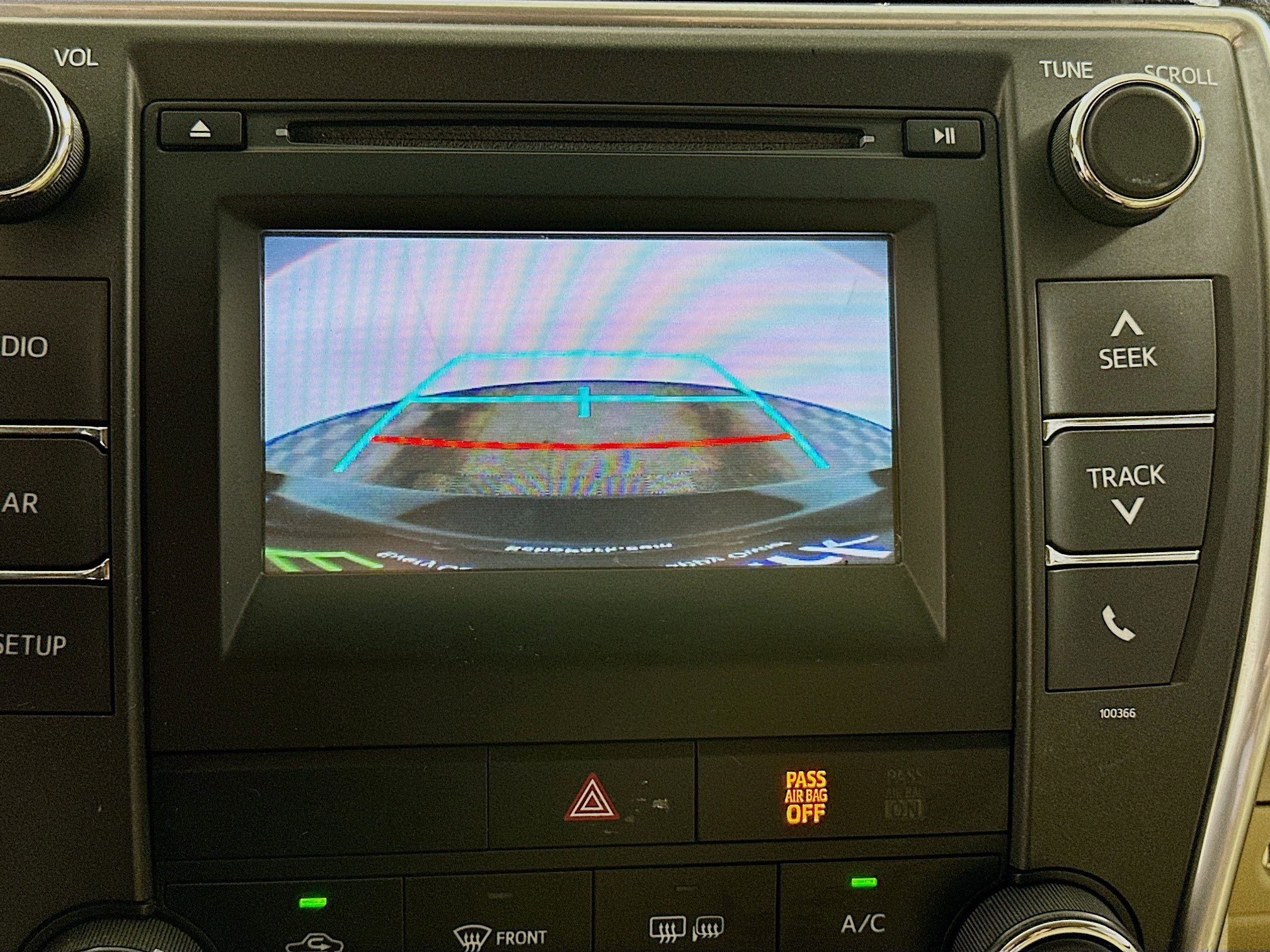 Used 2015 Toyota Camry LE FWD image 21