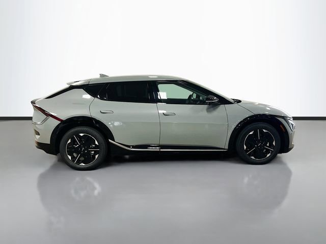 New 2025 Kia EV6 Wind image 8