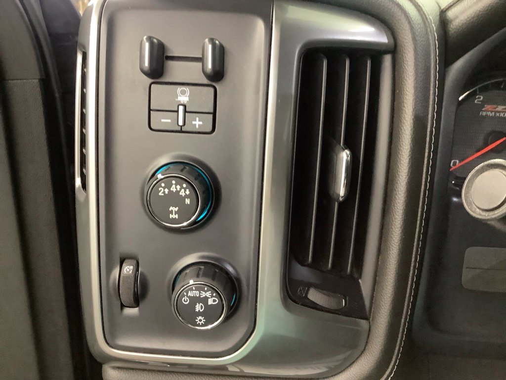 Used 2018 Chevrolet Silverado 2500 LTZ w/ Duramax Plus Package AWD/4WD image 16