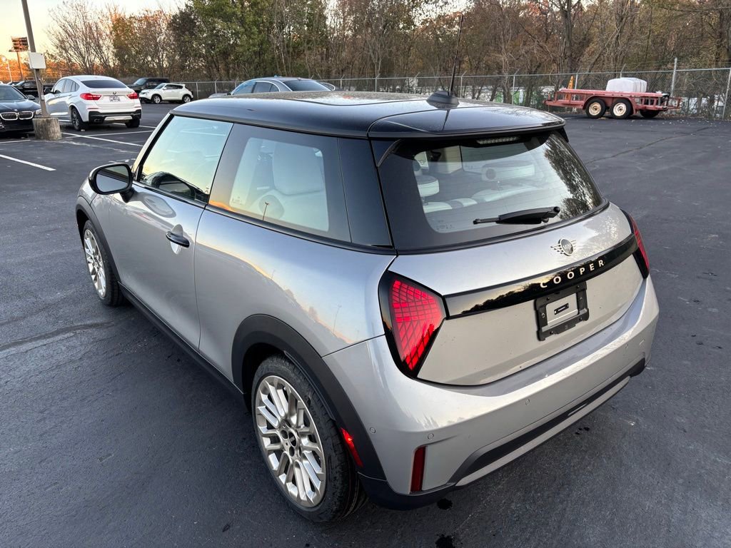 New 2025 MINI Cooper 2-Door Hardtop image 3