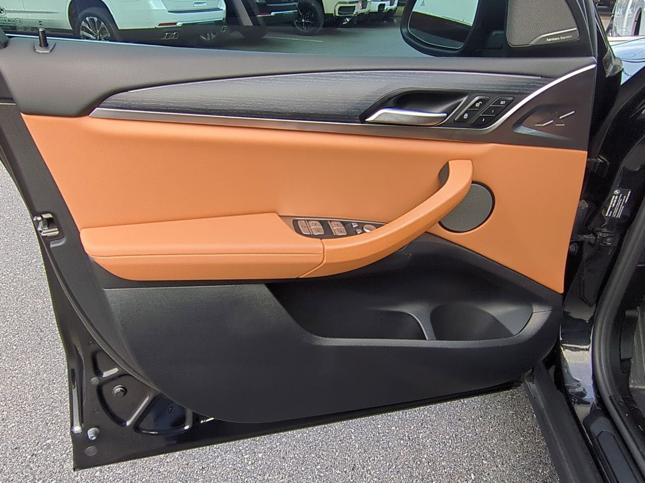 Used 2024 BMW X3 sDrive30i w/ Premium Package image 23