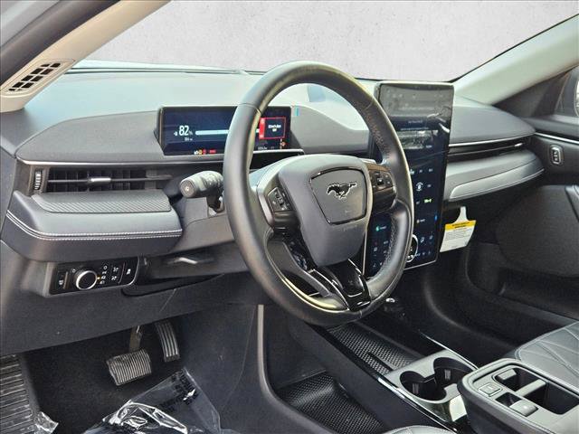 Used 2025 Ford Mustang Mach-E Select w/ Comfort Package Lite RWD image 8