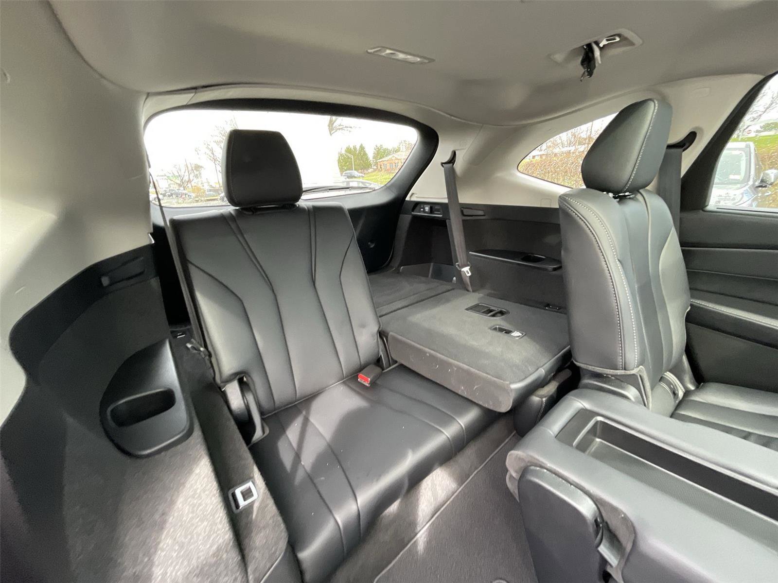 Used 2023 Acura MDX SH-AWD w/ Technology Package image 24